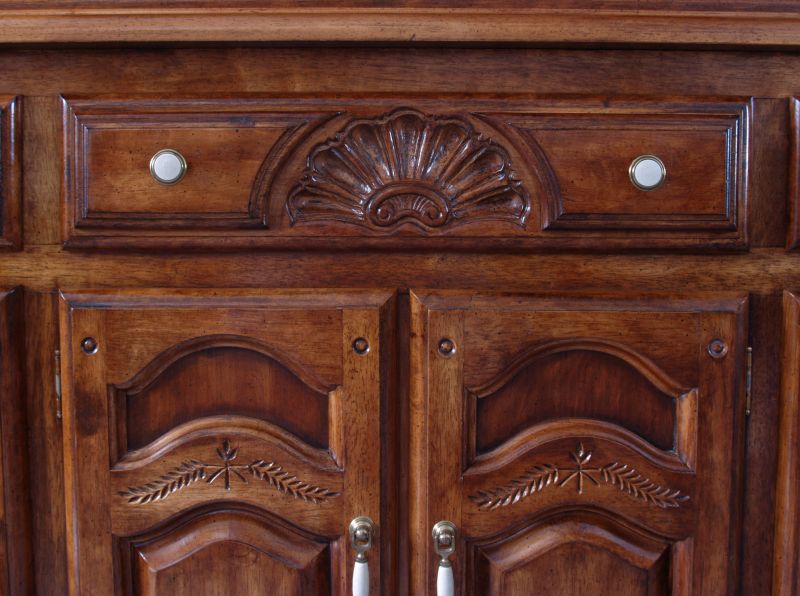 Wood Cabinet Refinishing in Lafayette, IN